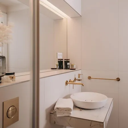 Stylish New In With A/c Prag